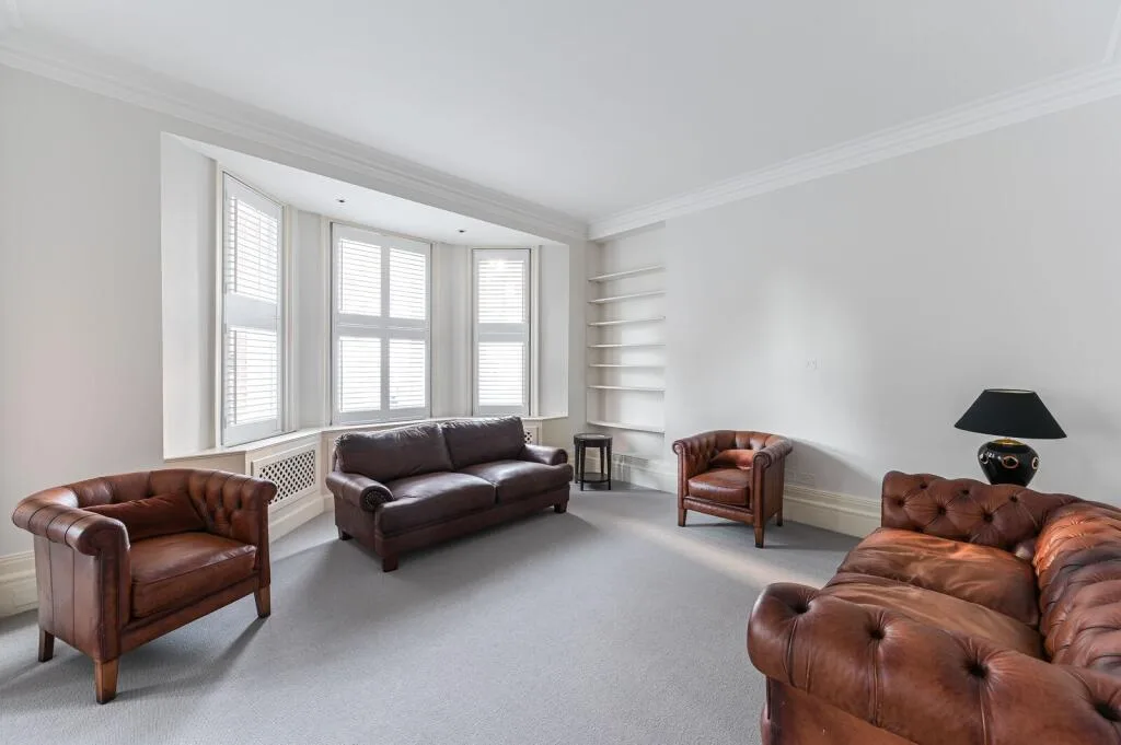 3 bedroom flat for rent