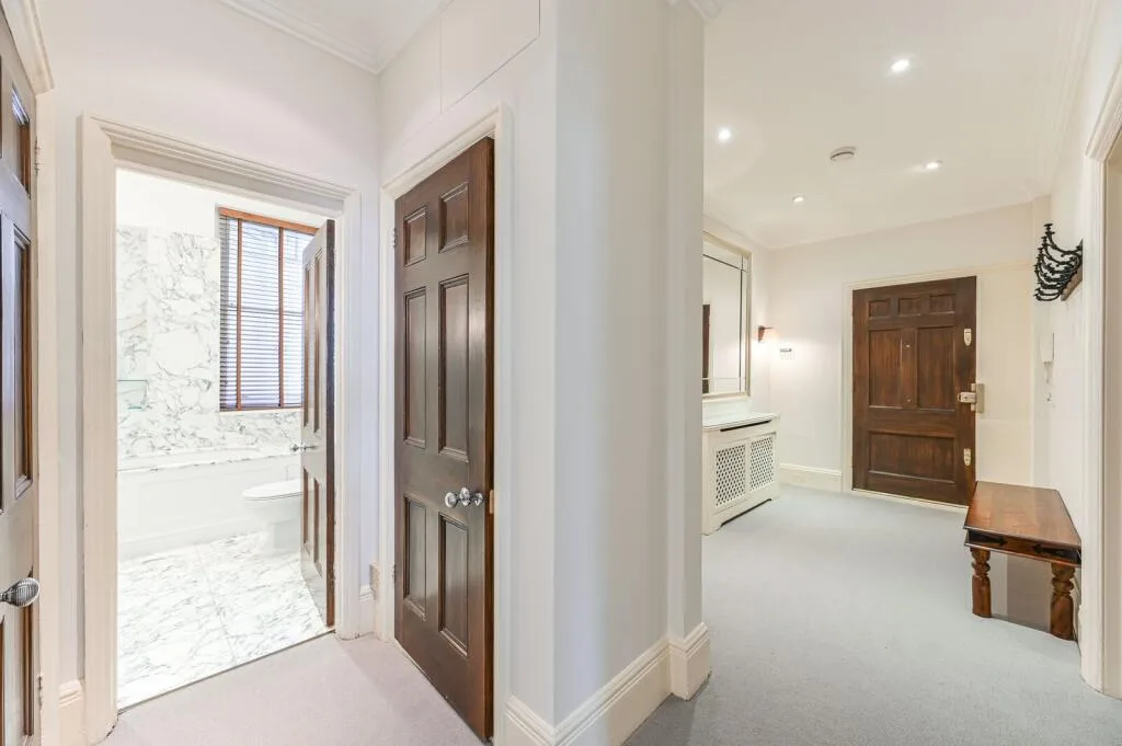 3 bedroom flat for rent