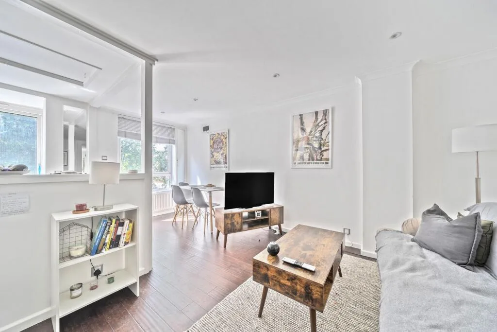1 bedroom maisonette for rent