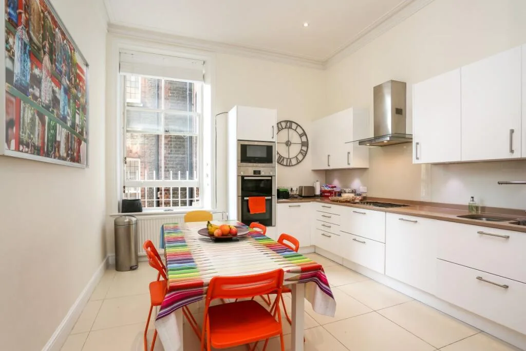 5 bedroom apartment for rent