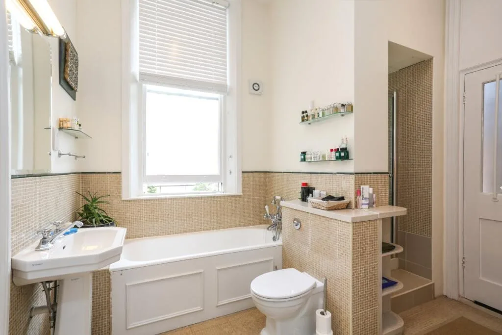 5 bedroom apartment for rent