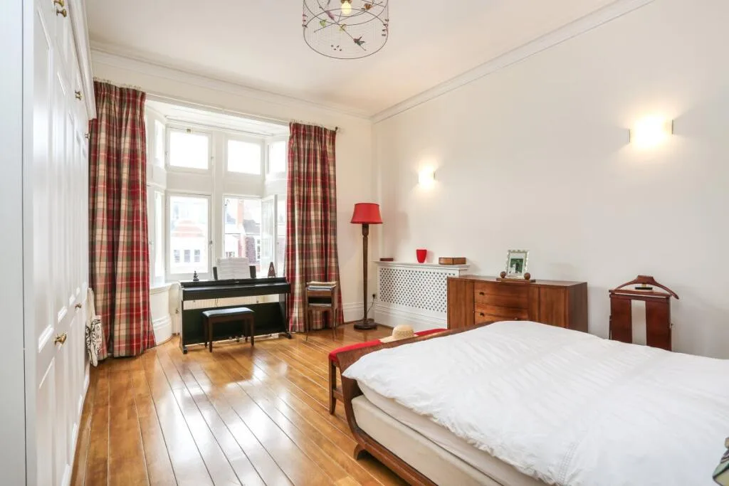 5 bedroom apartment for rent
