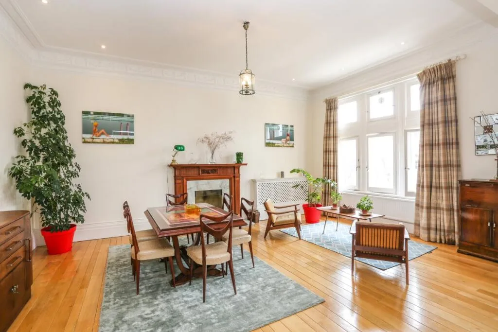 5 bedroom apartment for rent