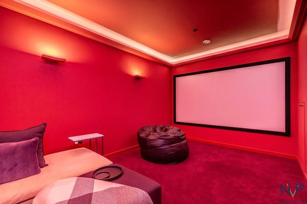 4 bedroom mews property for rent