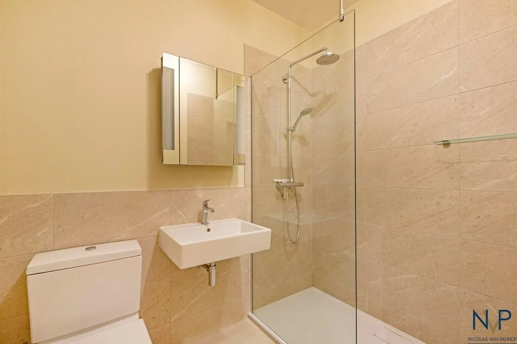4 bedroom mews property for rent