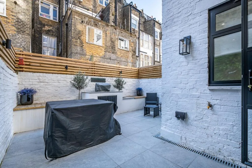 2 bedroom apartment for rent
