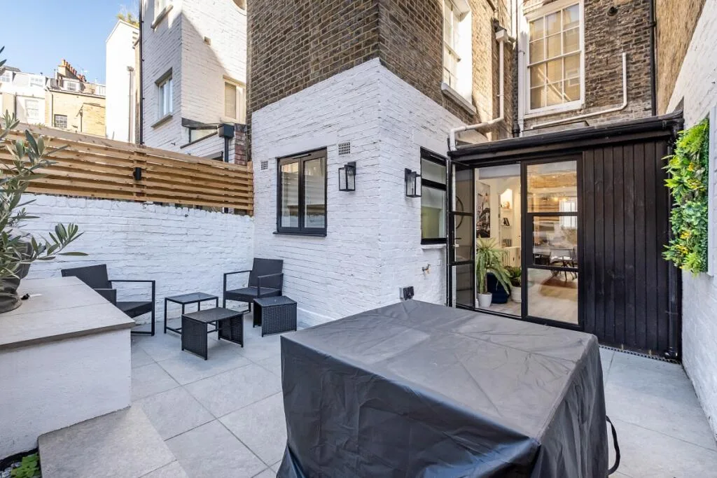 2 bedroom apartment for rent