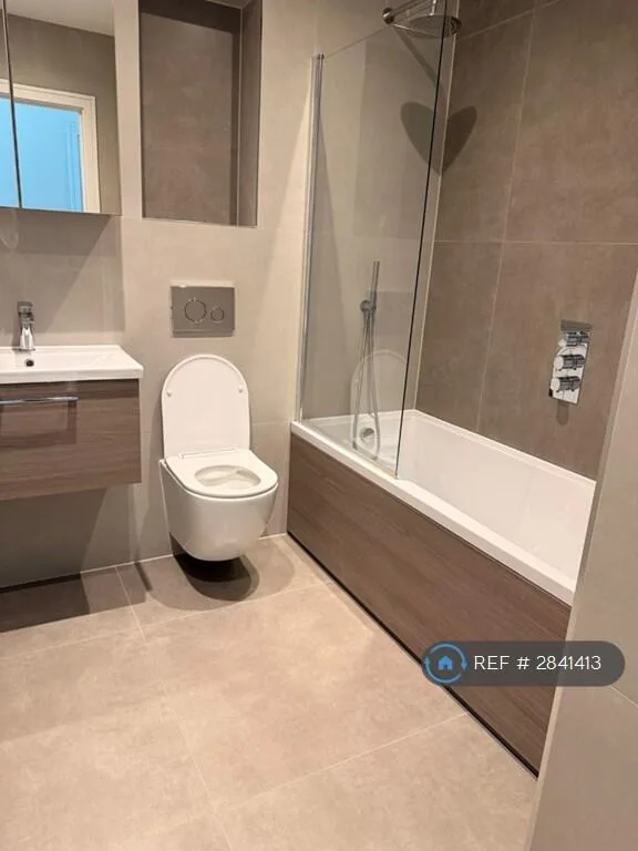 2 bedroom penthouse for rent