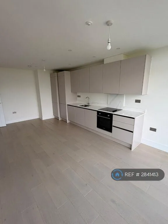 2 bedroom penthouse for rent