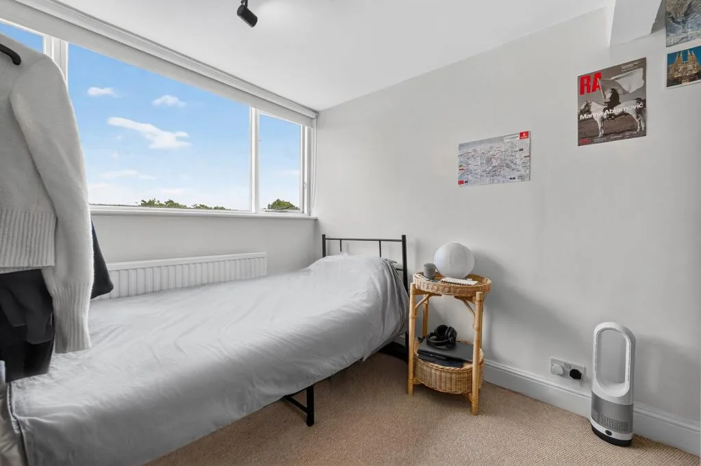 2 bedroom semi-detached house for rent