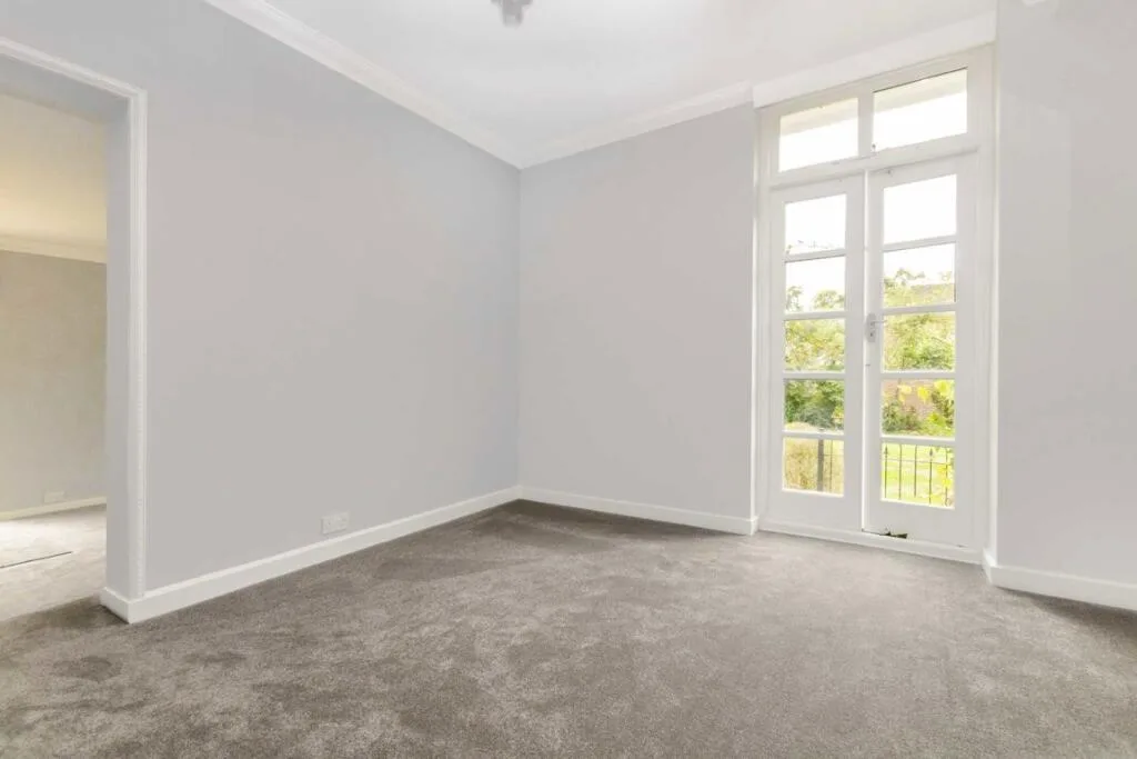 3 bedroom semi-detached house for rent