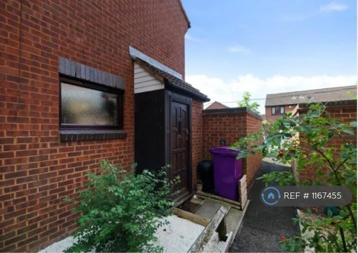 1 bedroom semi-detached house for rent