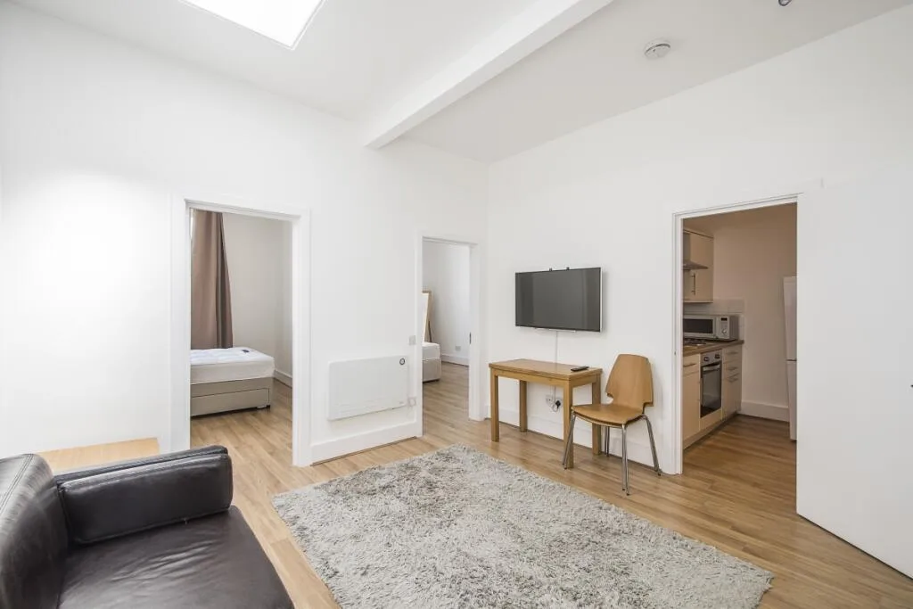 2 bedroom flat for rent