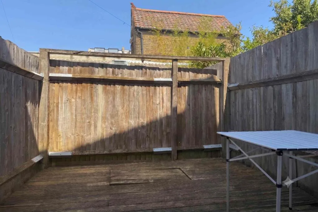 1 bedroom ground floor maisonette for rent