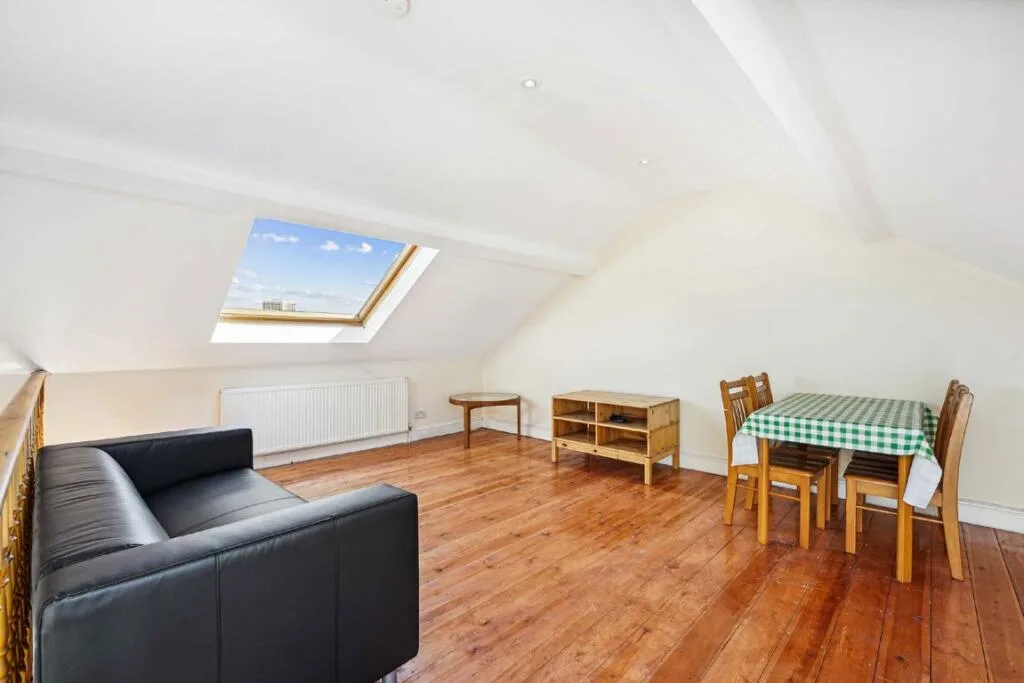 3 bedroom flat for rent