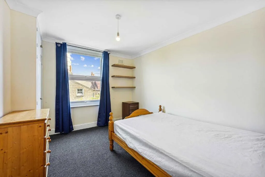 3 bedroom flat for rent