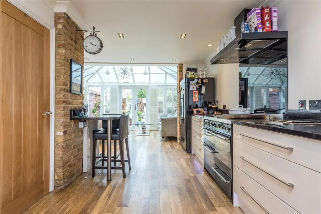 4 bedroom terraced house for rent