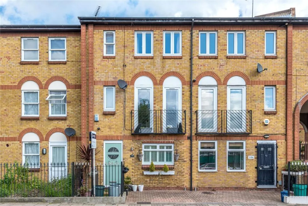 4 bedroom terraced house for rent