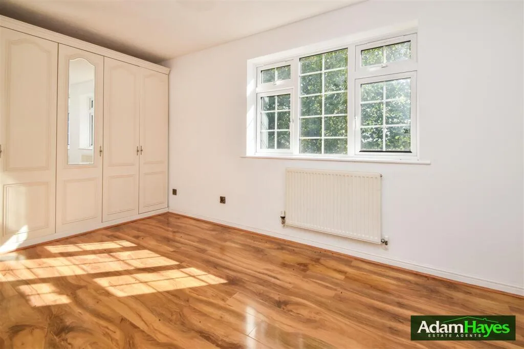 1 bedroom semi-detached house for rent