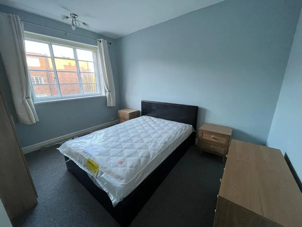 2 bedroom flat for rent