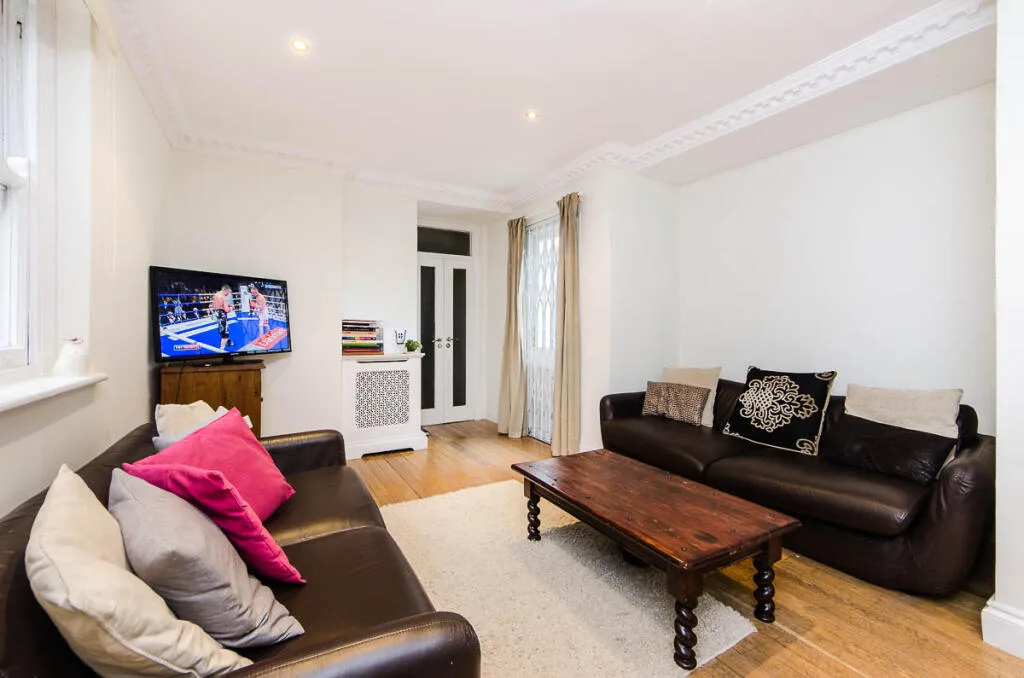 2 bedroom flat for rent