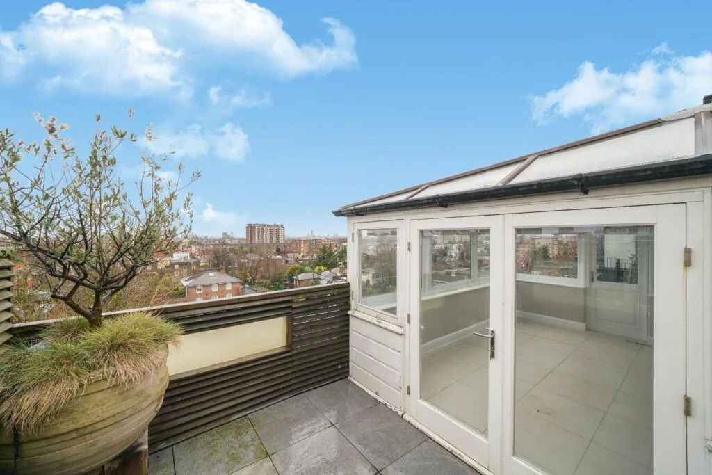 2 bedroom flat for rent