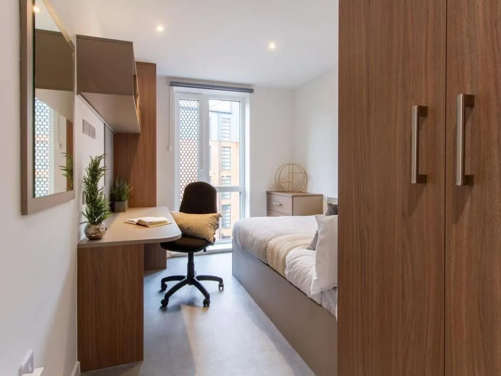 Studio flat for rent