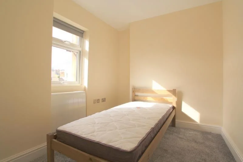 3 bedroom maisonette for rent