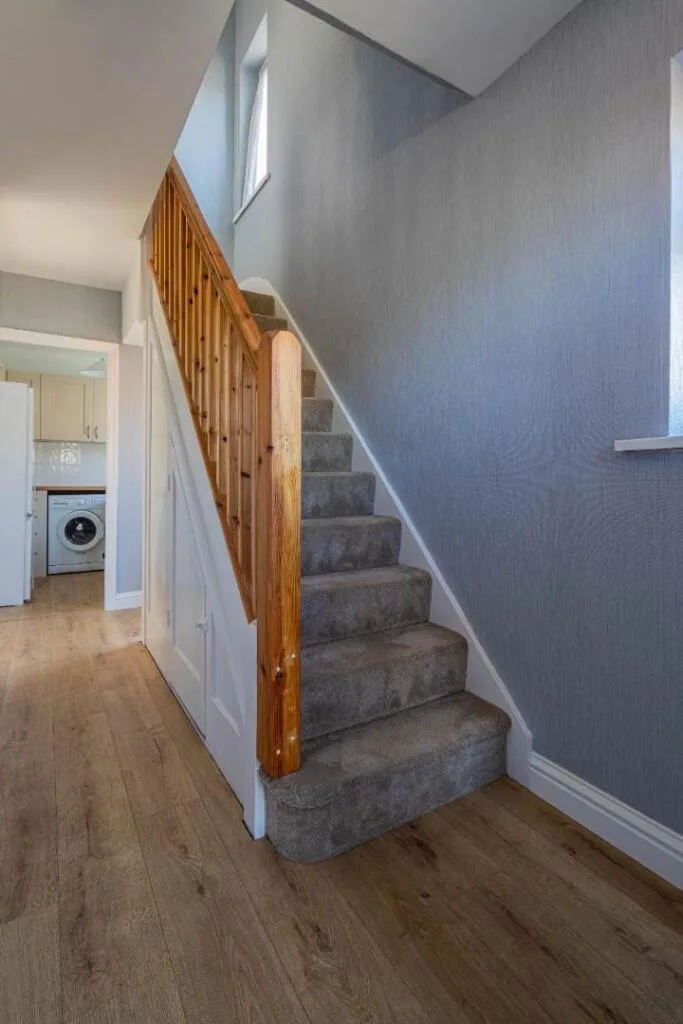 4 bedroom semi-detached house for rent