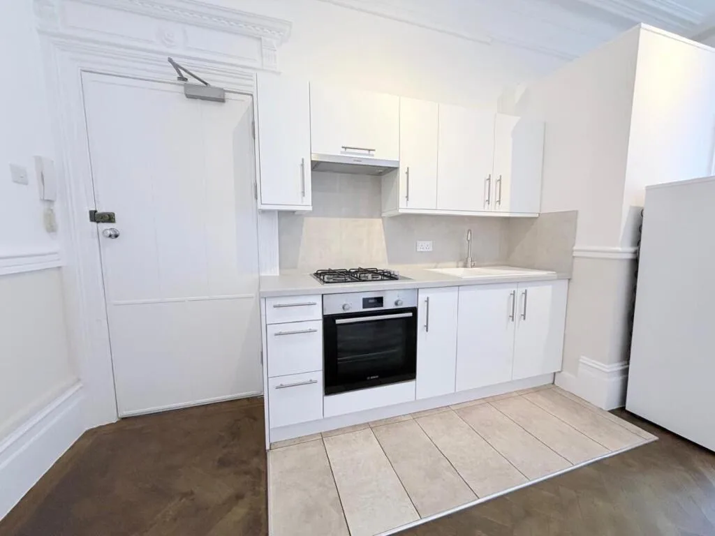 Studio flat for rent