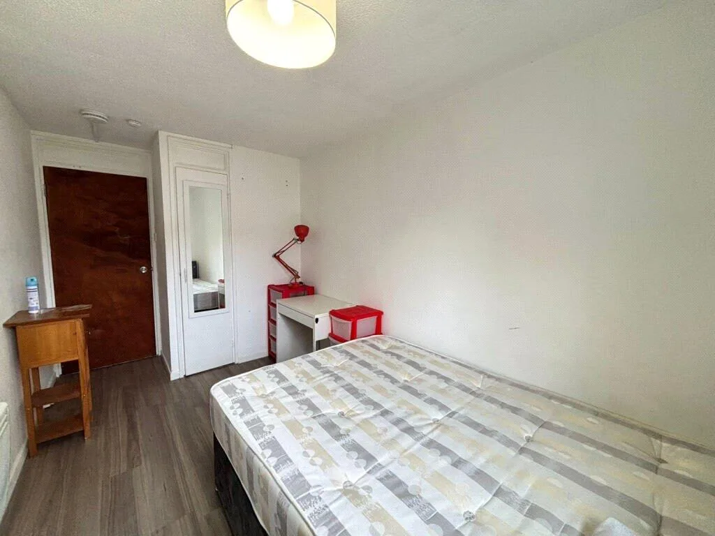 4 bedroom apartment for rent