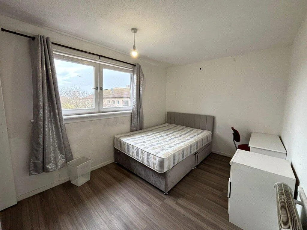 4 bedroom apartment for rent