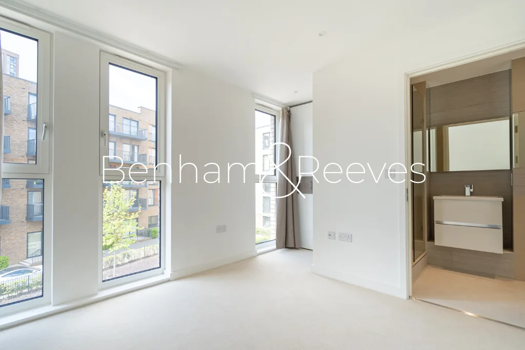 4 bedroom town house for rent