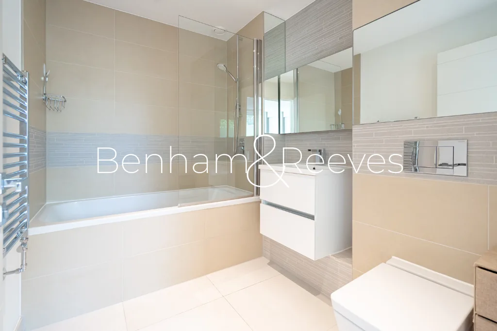 4 bedroom town house for rent