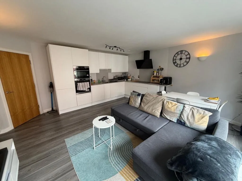 2 bedroom flat for rent
