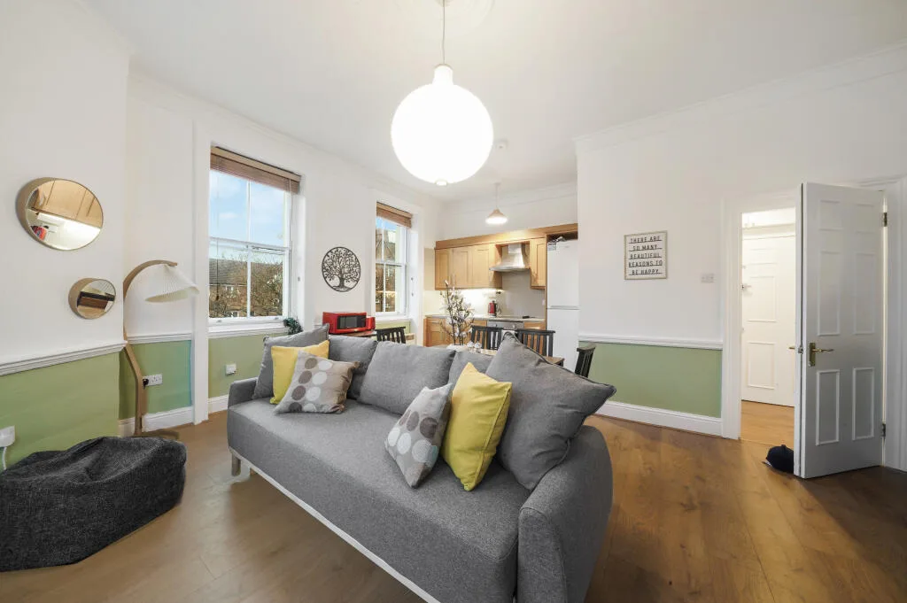 2 bedroom flat for rent