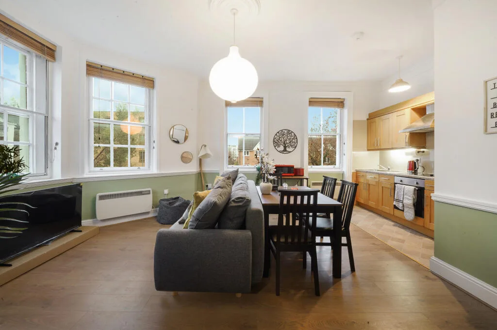 2 bedroom flat for rent
