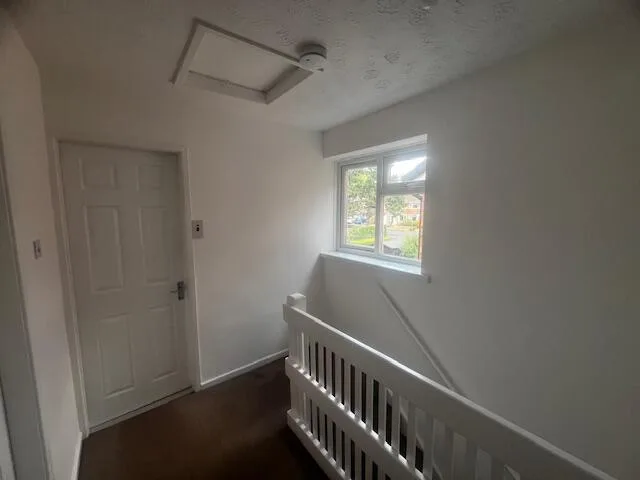 4 bedroom semi-detached house for rent