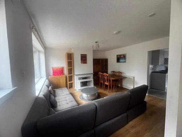 4 bedroom semi-detached house for rent