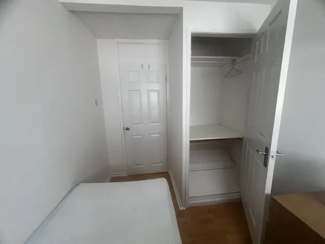 4 bedroom semi-detached house for rent
