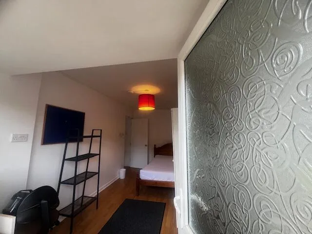 4 bedroom semi-detached house for rent
