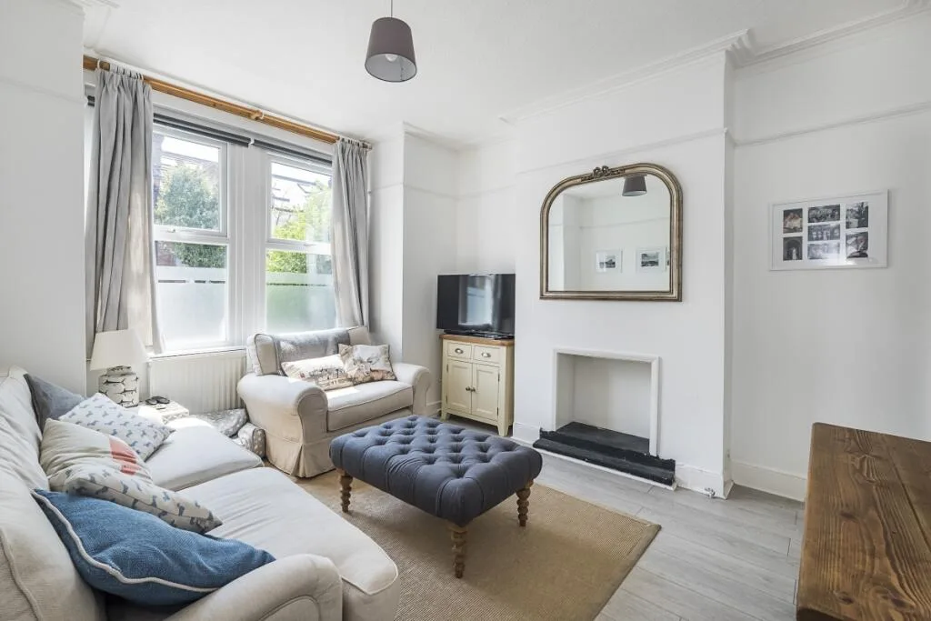 4 bedroom terraced house for rent