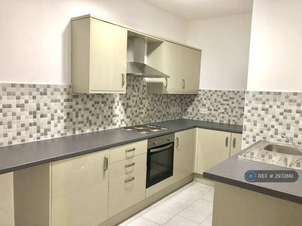 2 bedroom flat for rent