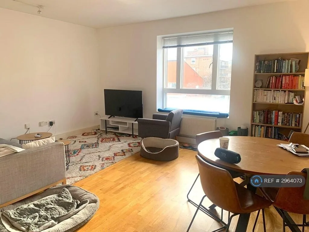 2 bedroom flat for rent
