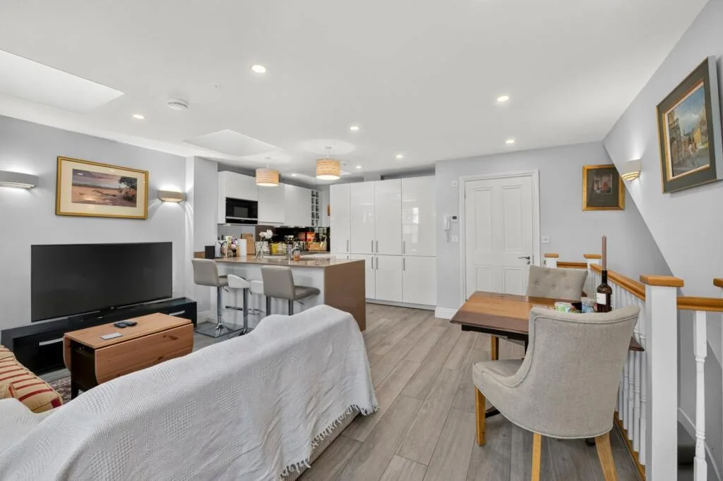 2 bedroom flat for rent