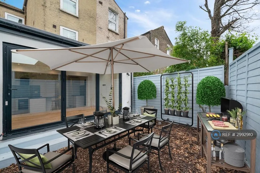 2 bedroom flat for rent