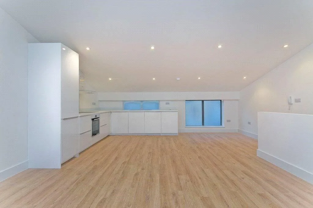 2 bedroom house for rent