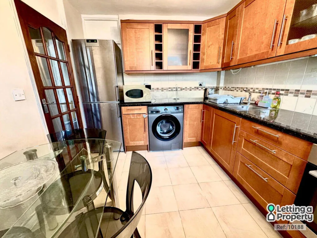 3 bedroom apartment for rent