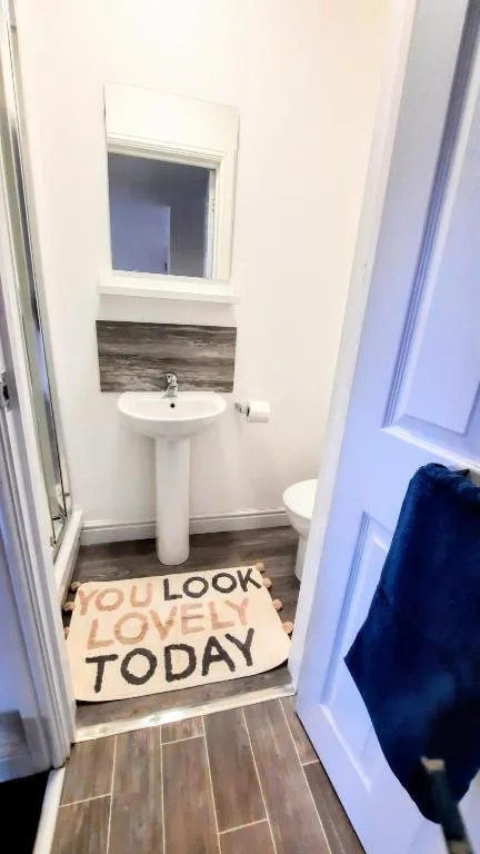 1 bedroom house for rent