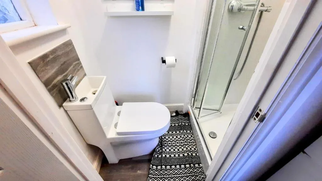 1 bedroom house for rent
